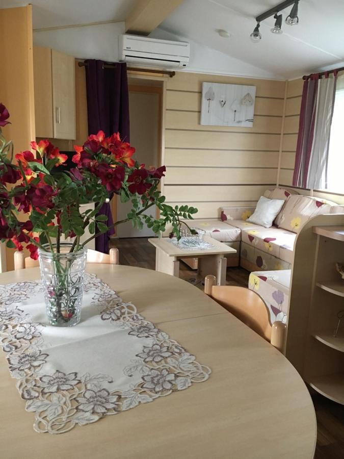 Lo Soulenquo A Fonteilles Sur Le Gr 65 Bed & Breakfast Golinhac Bagian luar foto