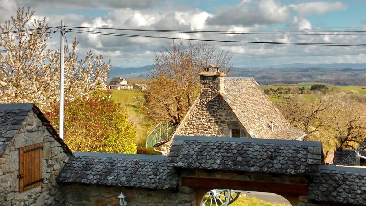 Lo Soulenquo A Fonteilles Sur Le Gr 65 Bed & Breakfast Golinhac Bagian luar foto