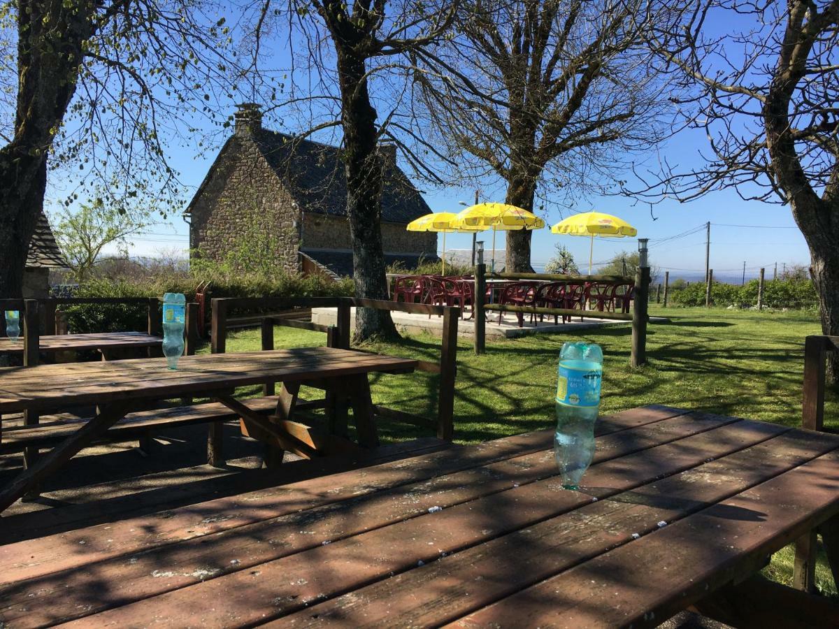 Lo Soulenquo A Fonteilles Sur Le Gr 65 Bed & Breakfast Golinhac Bagian luar foto
